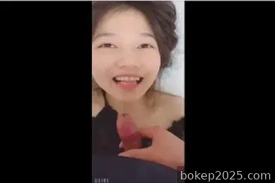 Dia gadis cantik dan baik hati yang jilatannya menghangatkan hati